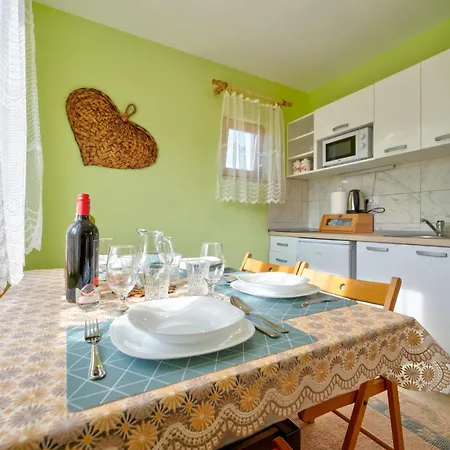 Holiday home Family 4m *